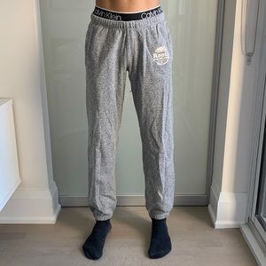Roots Sweatpants - Size Small